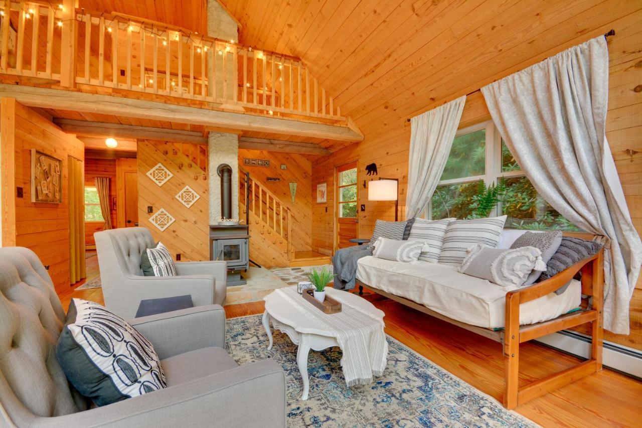 Serene Retreat In Private Setting! Fancy Gap